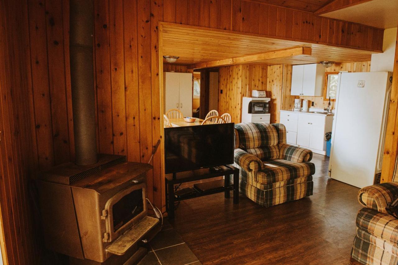 Lang Lake Resort Espanola Luaran gambar
